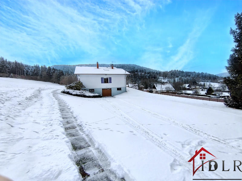 Maison - 160 m² - 8 pièces