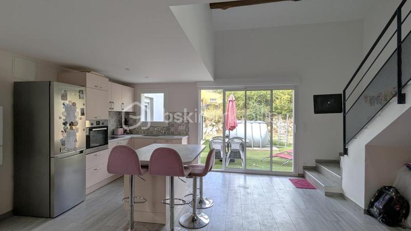 Maison - 227 m² - 8 pièces