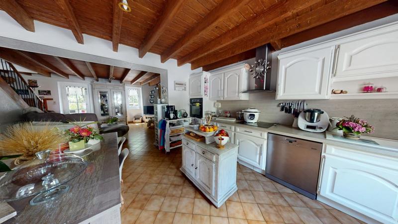 Maison - 175 m² - 6 pièces