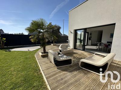 Maison - 140 m² - 6 pièces