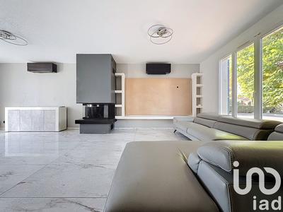 Maison - 141 m² - 6 pièces