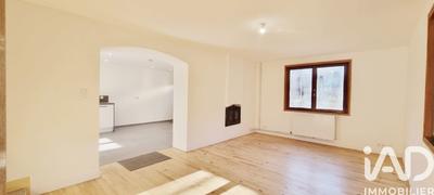 Maison - 127 m² - 6 pièces