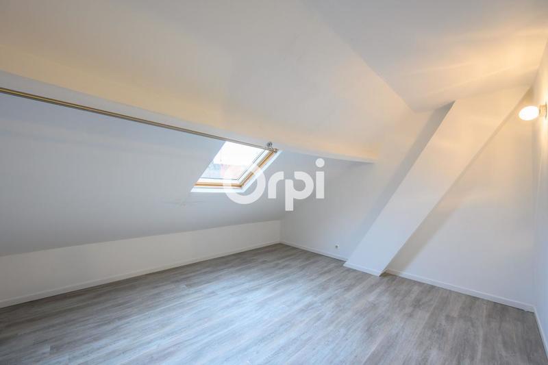 Maison - 95 m² - 5 pièces