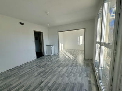 Appartement - 63 m² - 4 pièces