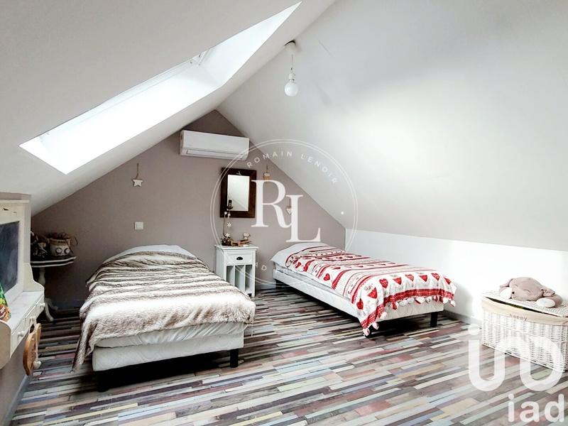 Maison - 195 m² - 8 pièces