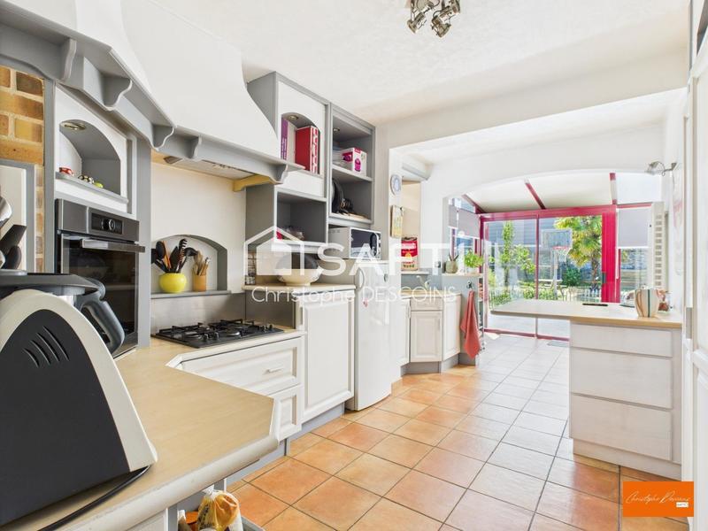 Maison - 160 m² - 9 pièces