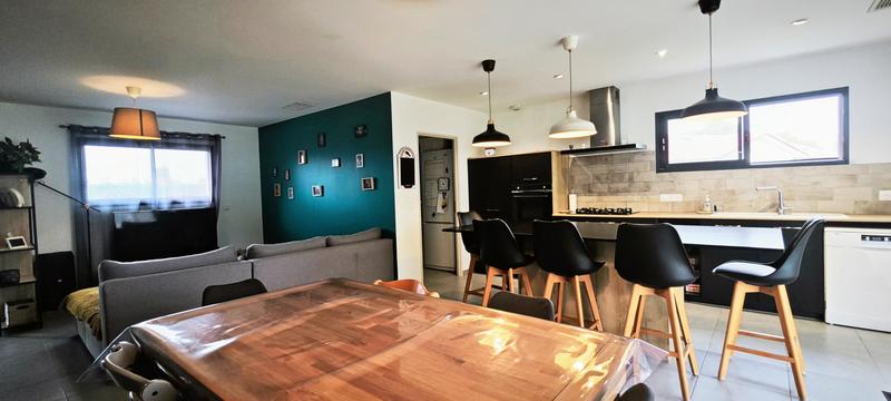 Maison - 100 m² - 5 pièces