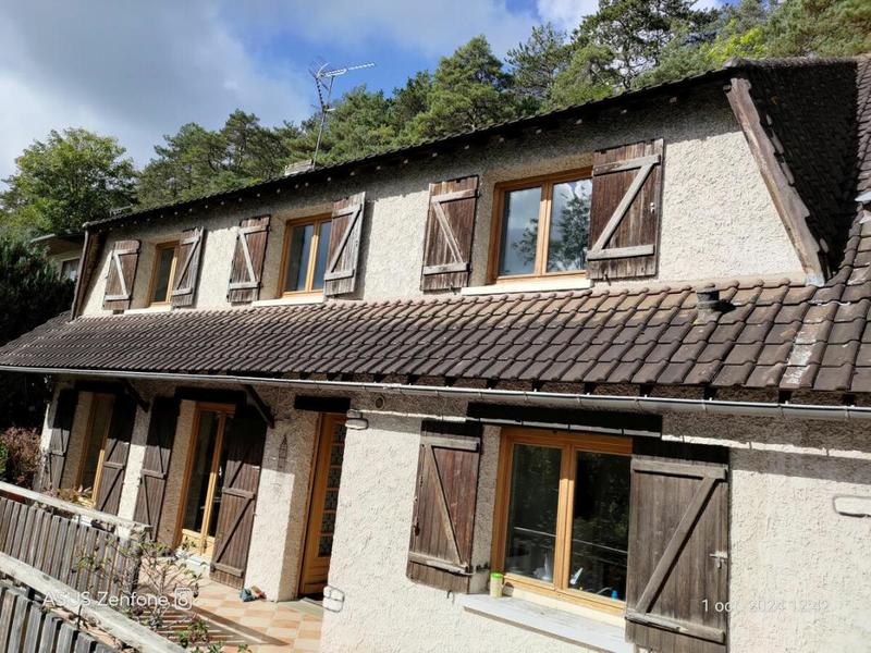 Maison - 177 m² - 7 pièces
