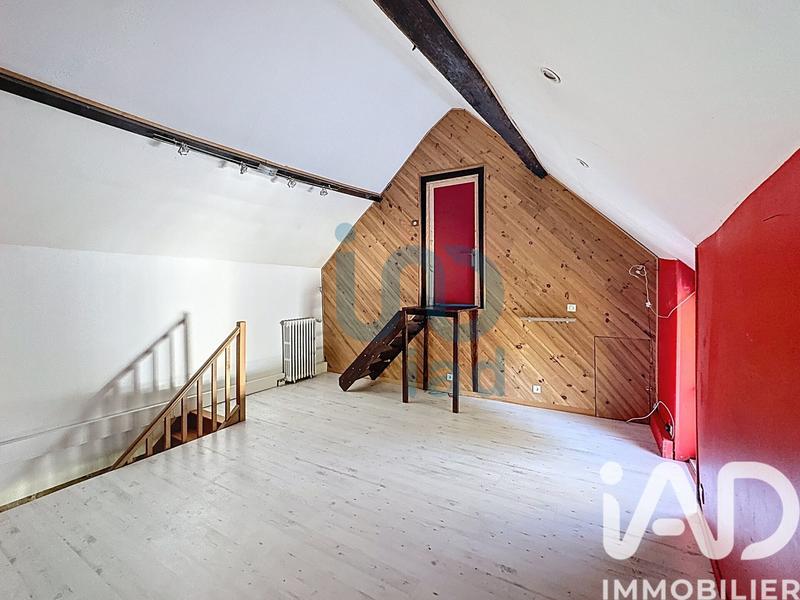 Maison - 361 m² - 8 pièces