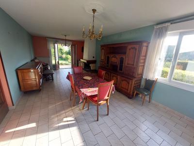 Maison - 144 m² - 6 pièces