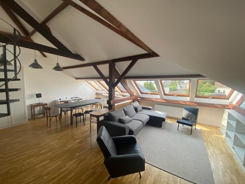 Appartement - 104 m² - 4 pièces