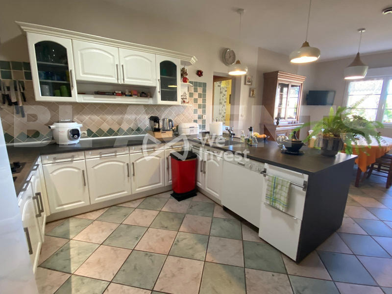 Maison - 172 m² - 6 pièces