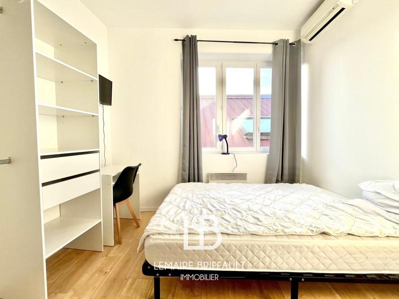 Appartement - 13 m² - 7 pièces