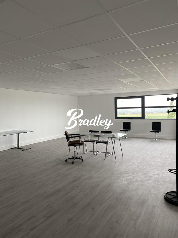 Bureau - 109 m²
