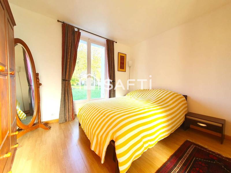 Maison - 170 m² - 8 pièces