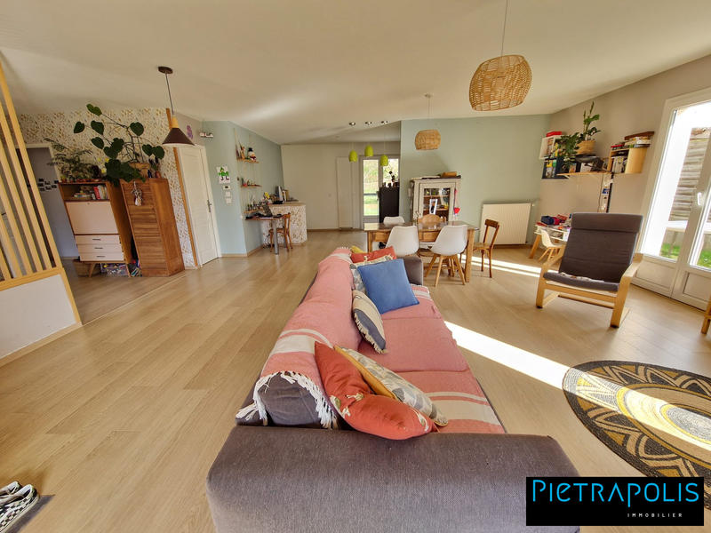 Villa - 184 m² - 6 pièces