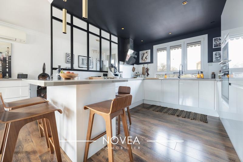 Maison - 185 m² - 5 pièces