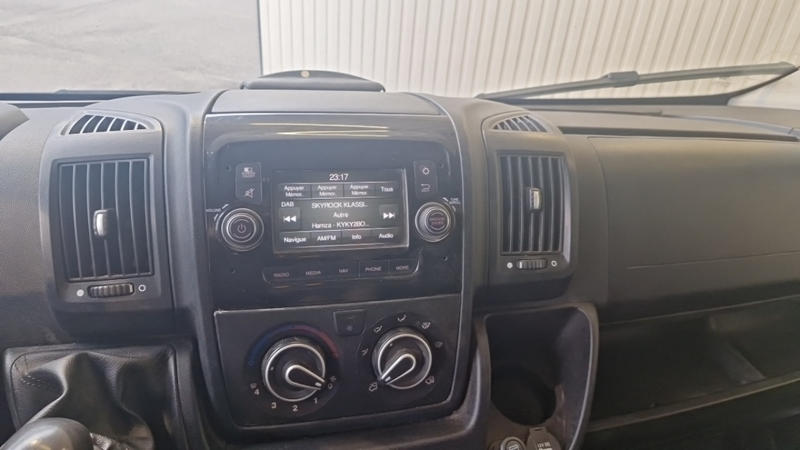 Peugeot Boxer Tole 335 L2h2 Bluehdi 140 Ss Premium