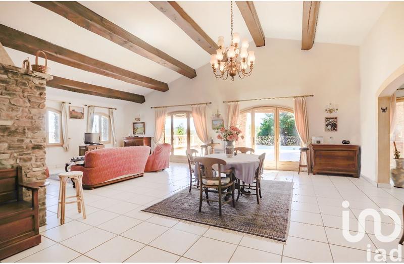 Maison - 497 m² - 15 pièces