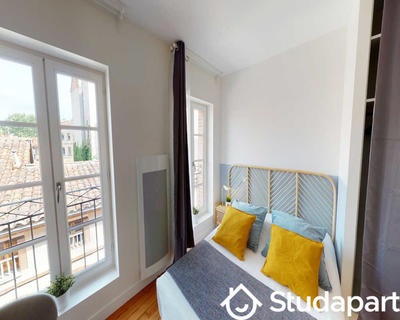 Chambre - 120 m² - 1 pièce