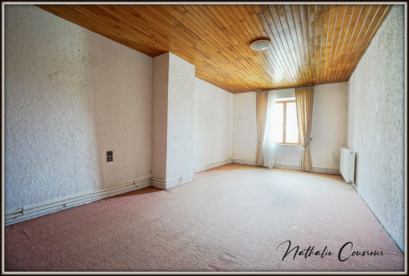 Maison - 168 m² - 6 pièces