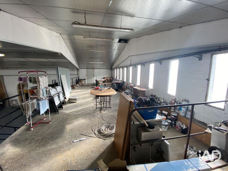 Local commercial - 575 m²