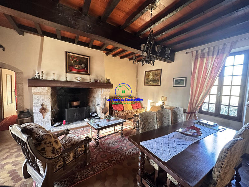 Propriété - 230 m² - 8 pièces