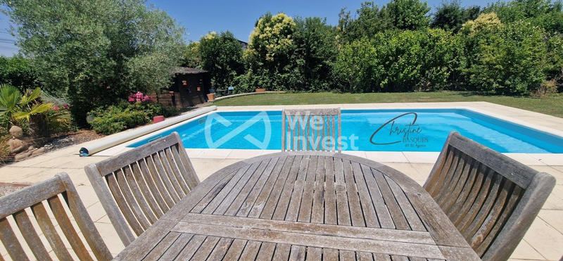 Maison - 90 m² - 5 pièces