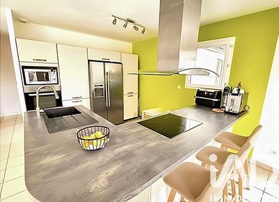 Maison - 120 m² - 5 pièces