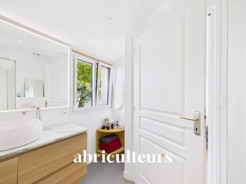 Maison - 172 m² - 7 pièces