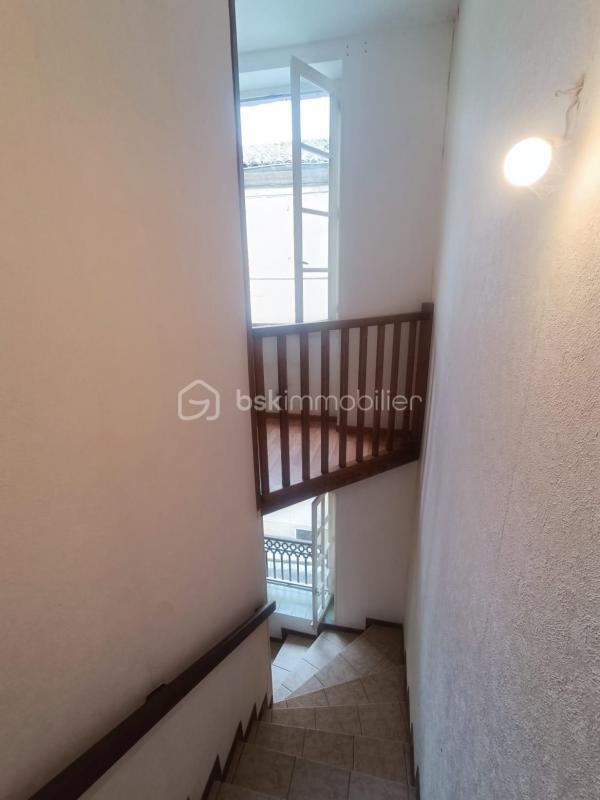 Immeuble - 90 m² - 4 pièces