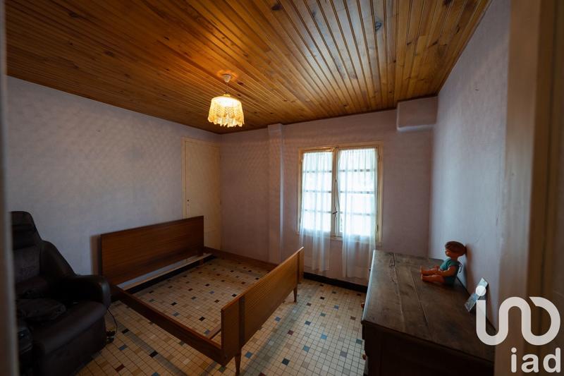 Maison - 270 m² - 10 pièces