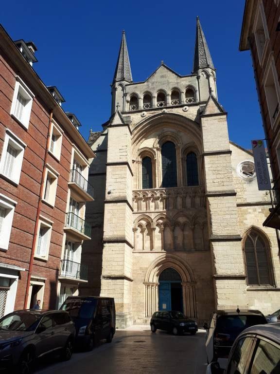 Appartement - 64 m² - 2 pièces