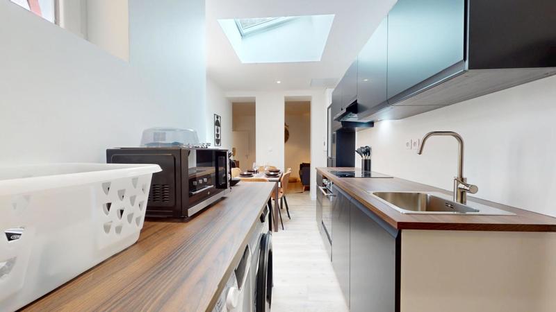 Maison - 90 m² - 6 pièces