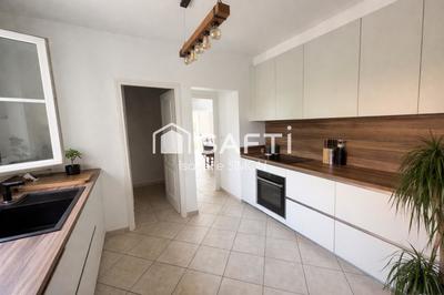 Maison - 150 m² - 7 pièces