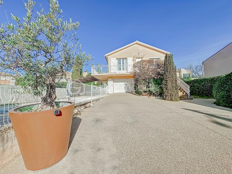 Villa - 130 m² - 5 pièces