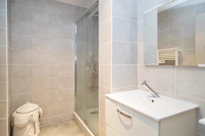 Appartement - 100 m² - 4 pièces