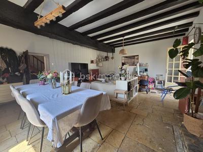 Maison ancienne - 100 m² - 3 pièces