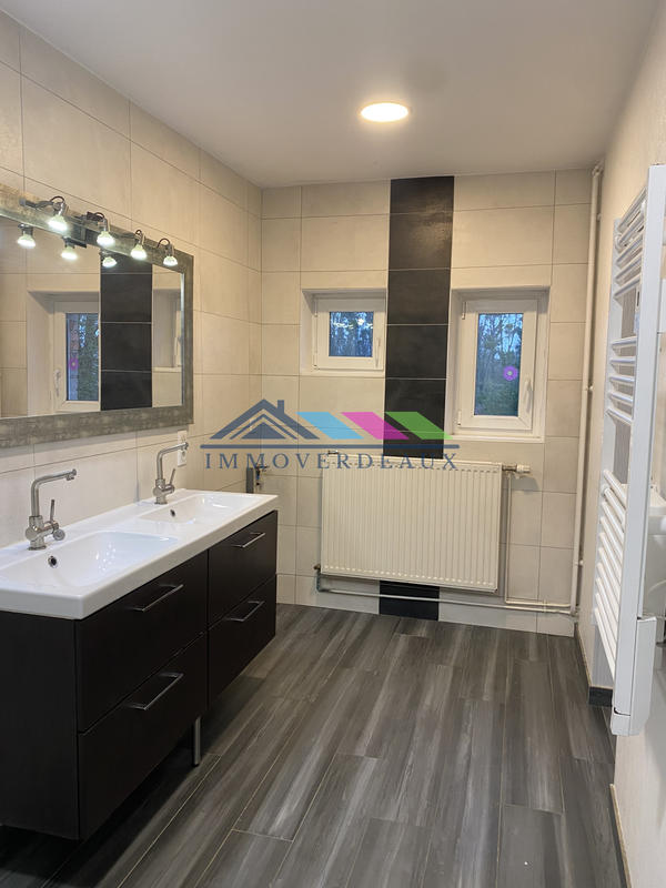 Maison - 168 m² - 6 pièces