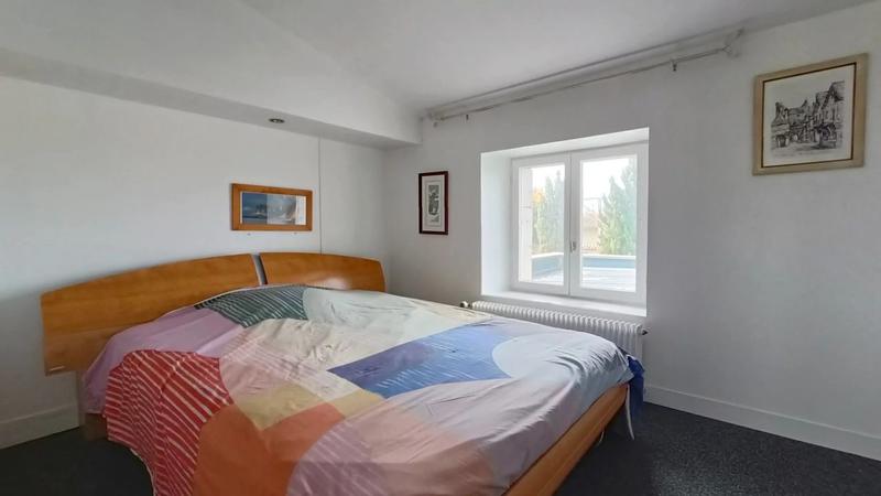 Maison en pierre - 200 m² - 6 pièces