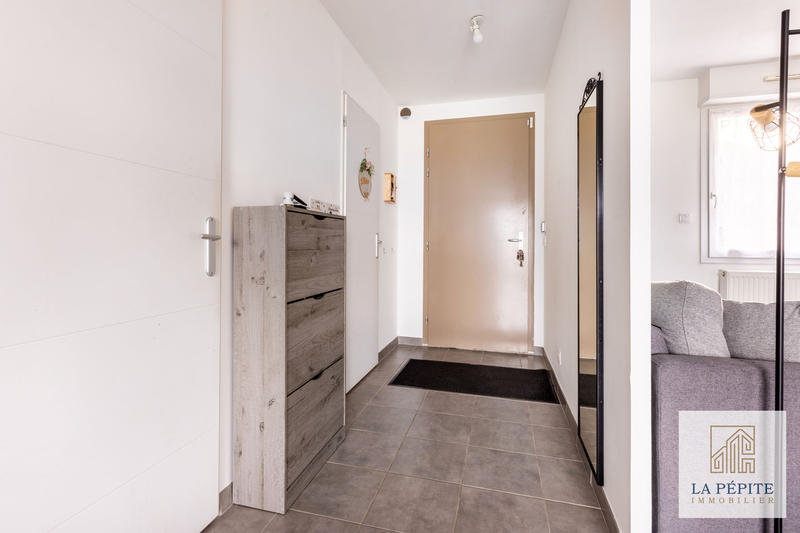 Maison - 94 m² - 5 pièces