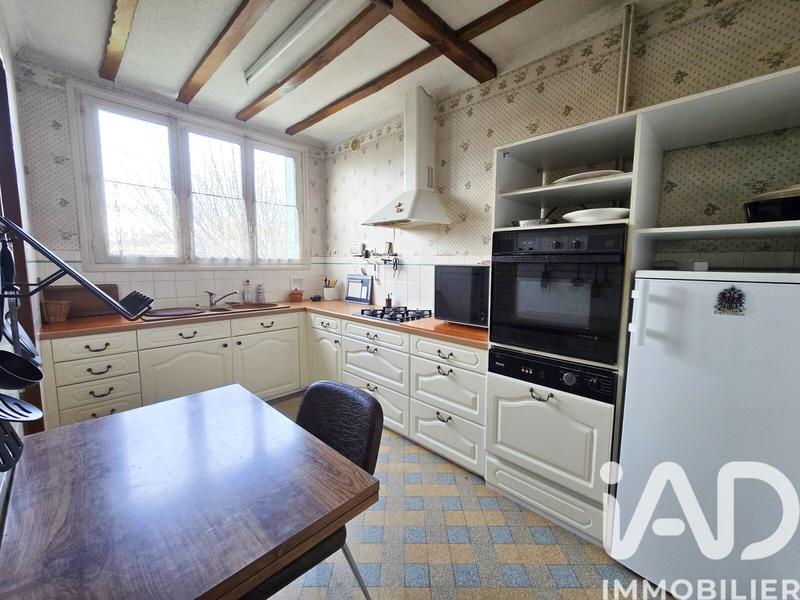 Maison - 93 m² - 6 pièces