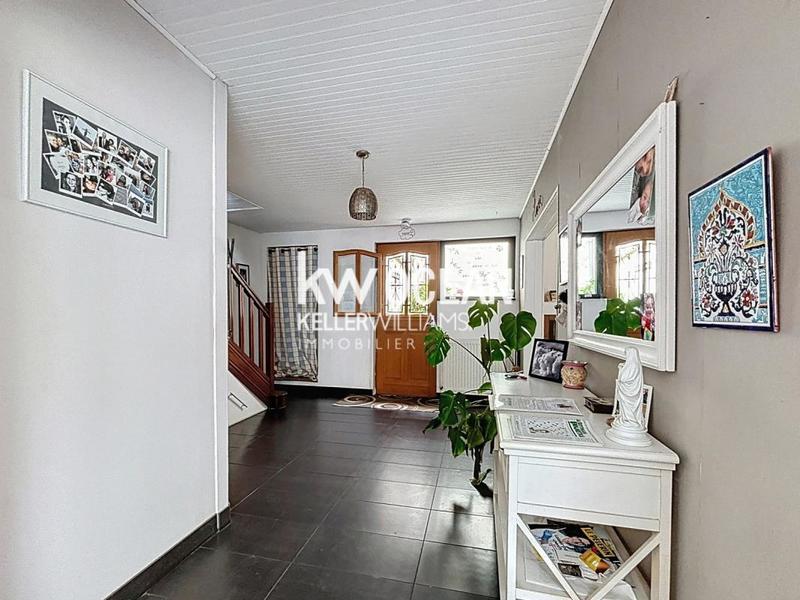 Maison - 186 m² - 8 pièces