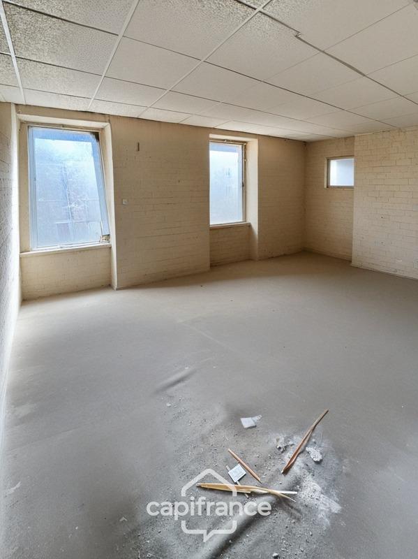 Bureau - 1 949 m² - 10 pièces