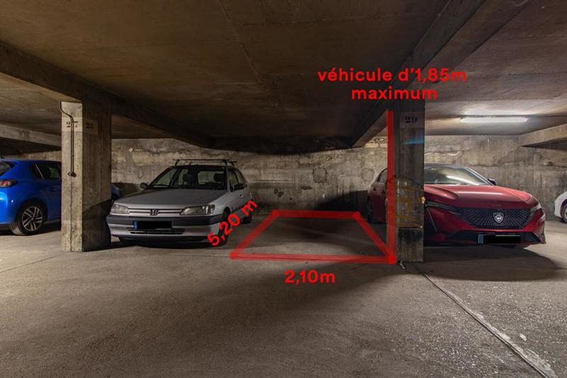 Parking / Garage - 10 m²