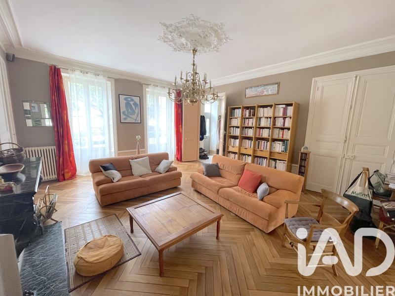 Maison de ville - 192 m² - 7 pièces
