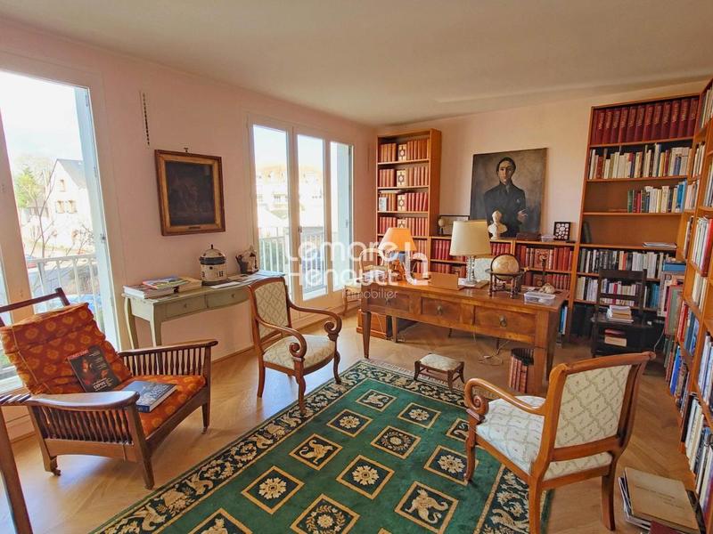 Appartement - 113 m² - 6 pièces