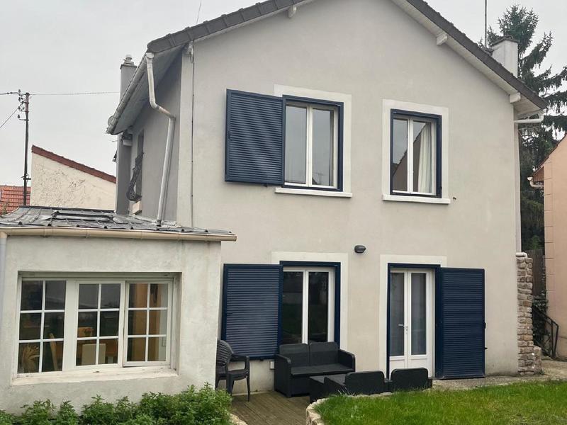 Maison - 138 m² - 6 pièces