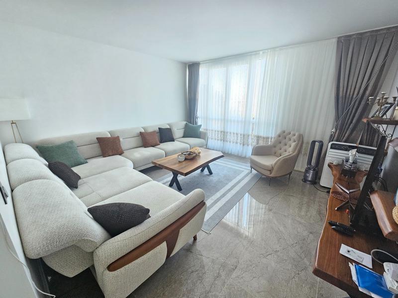 Appartement - 75 m² - 4 pièces