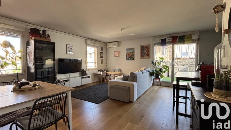 Appartement - 75 m² - 3 pièces